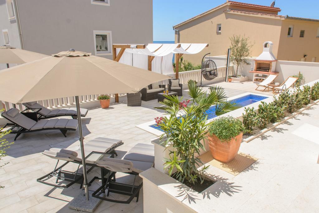 Apartments Villa Atlantis Трогир Экстерьер фото