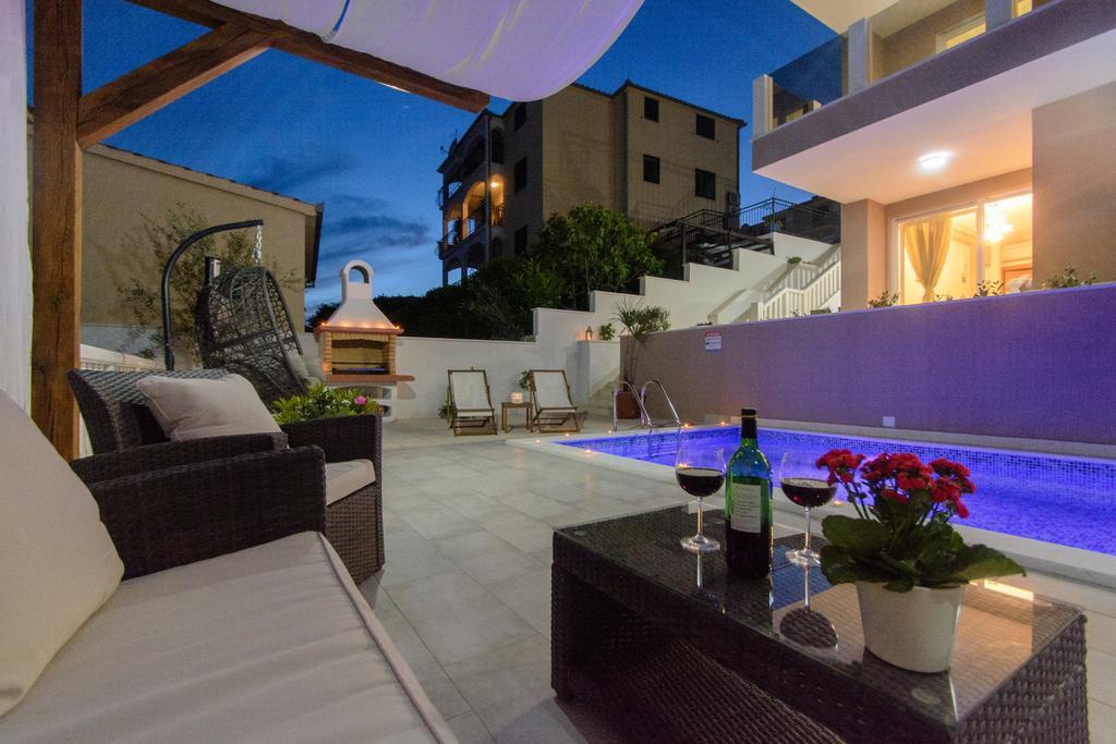 Apartments Villa Atlantis Трогир Экстерьер фото