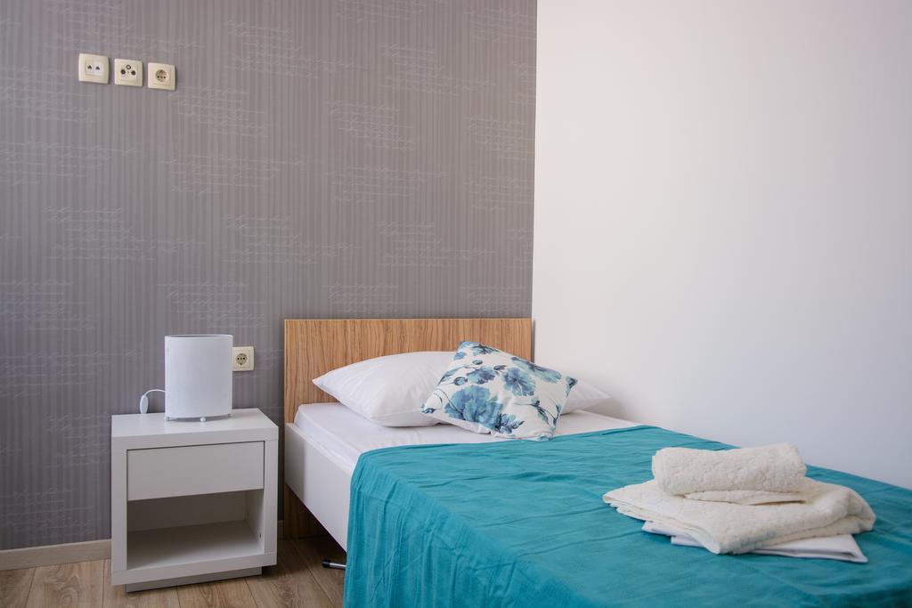 Apartments Villa Atlantis Трогир Экстерьер фото