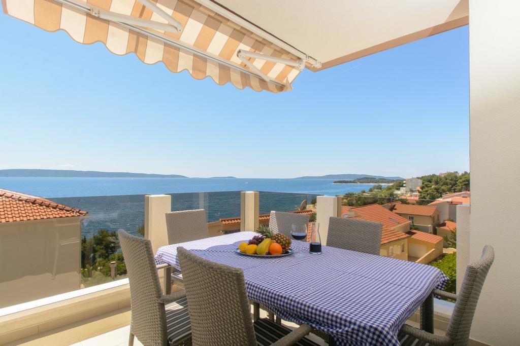 Apartments Villa Atlantis Трогир Экстерьер фото